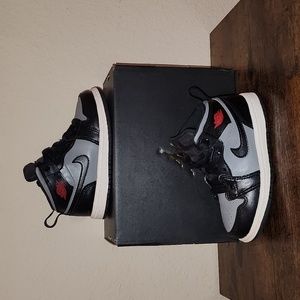 Jordan 1 Mid Shadow Red (TD)